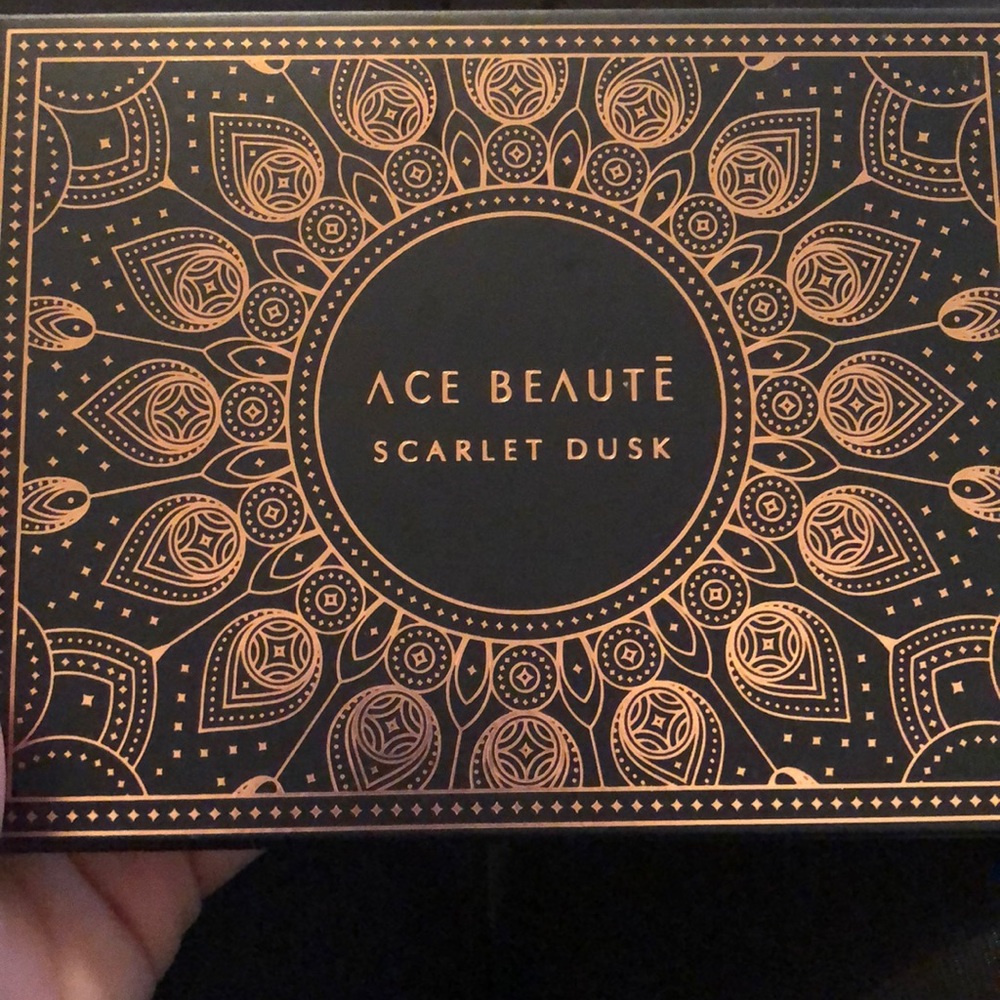 Ace Beaute Scarlet Dusk